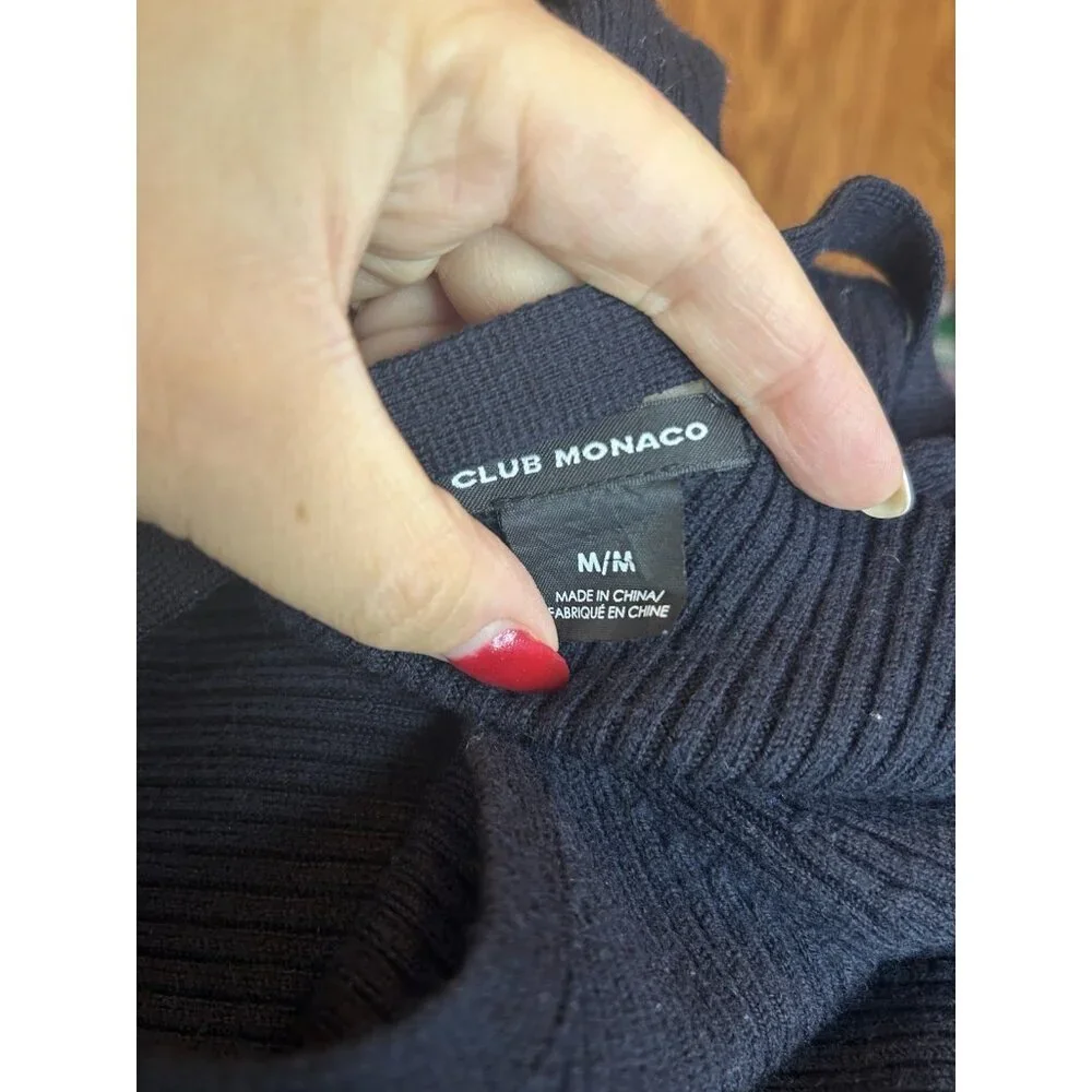 Club Monaco finds this